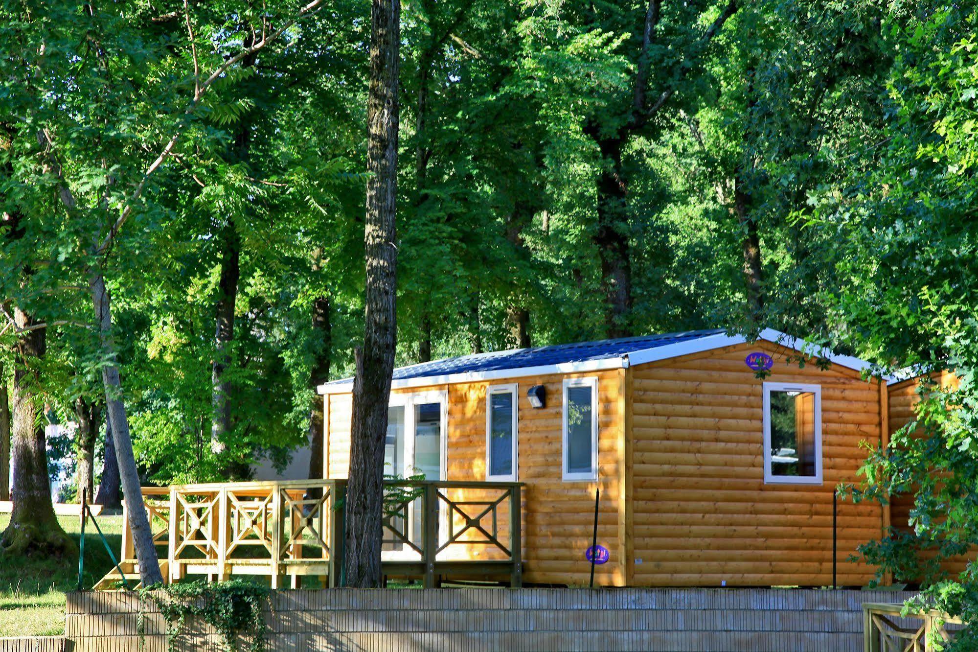 Albirondack Camping Lodge & Spa Eksteriør bilde