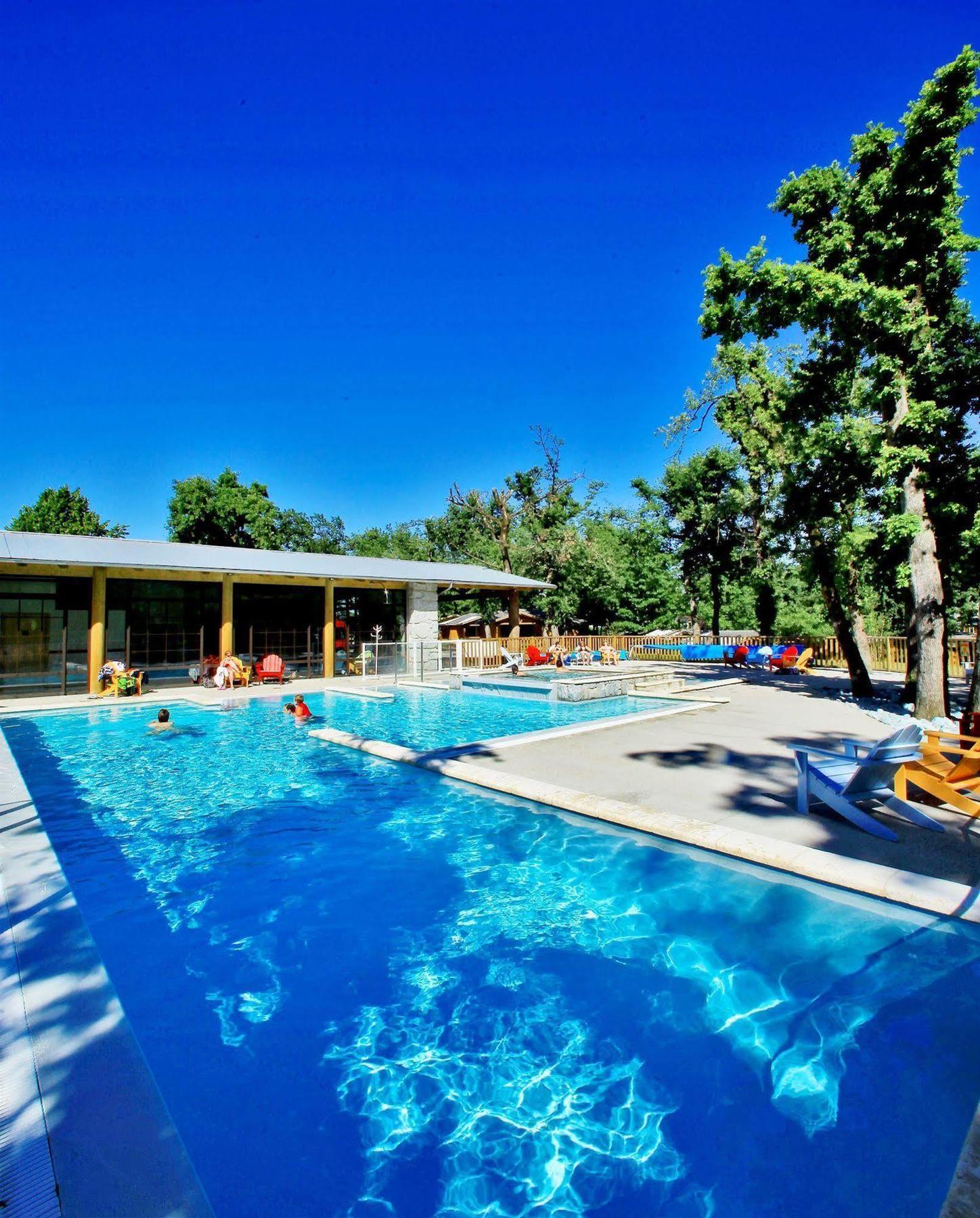 Albirondack Camping Lodge & Spa Eksteriør bilde